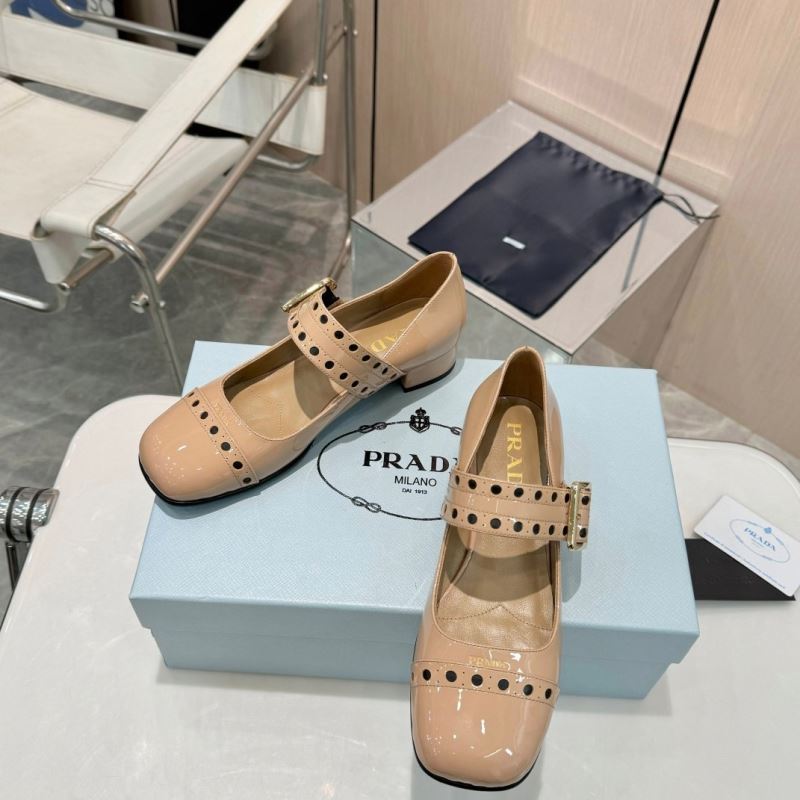 Pra*a high heels